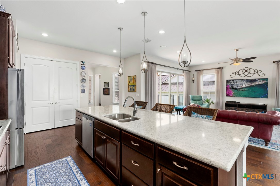 249 Hopping Peach Street Property Photo 14