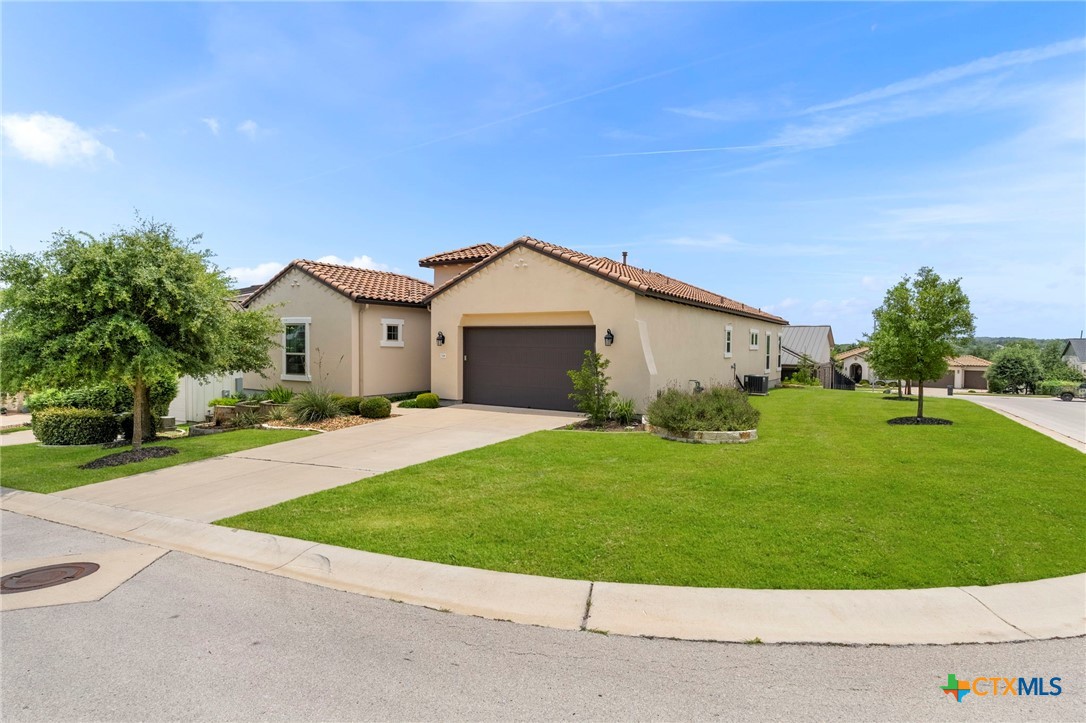 249 Hopping Peach Street Property Photo 37