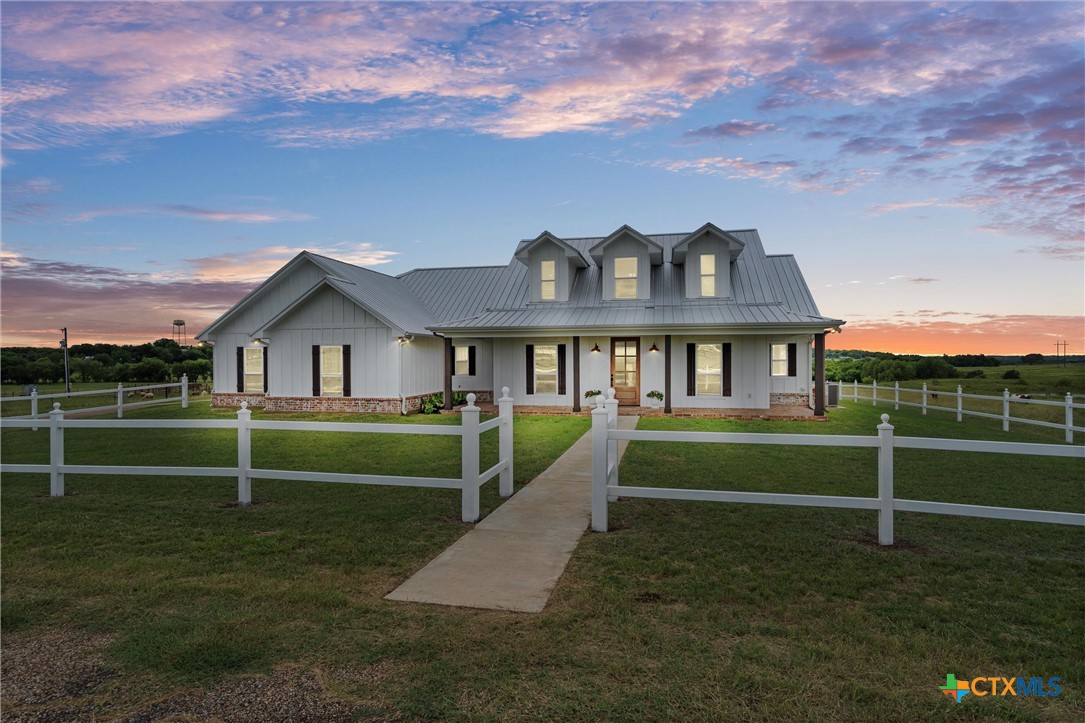 375 J B Vandiver Loop Property Photo 1