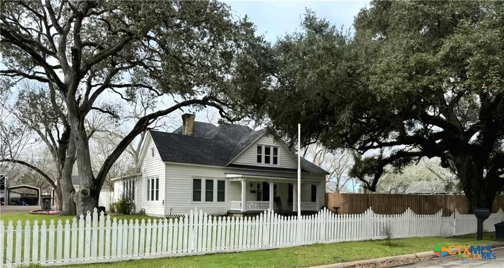 327 S Pumphrey Street Property Photo 1