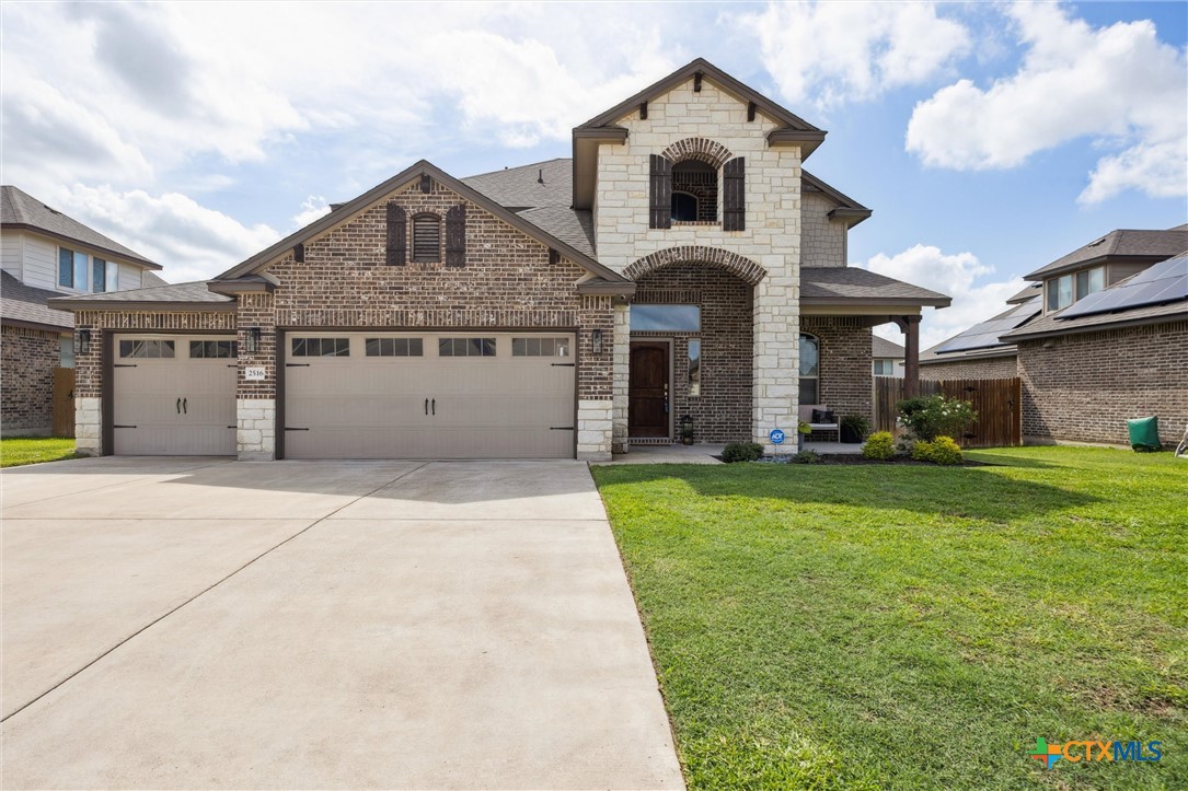 2516 Arno Street Property Photo 1