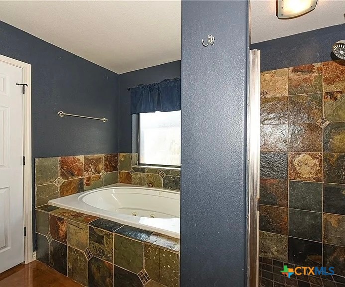 4910 Bronze Drive Property Photo 14