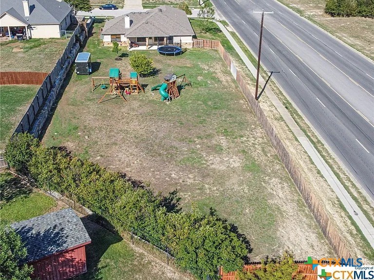 4910 Bronze Drive Property Photo 24