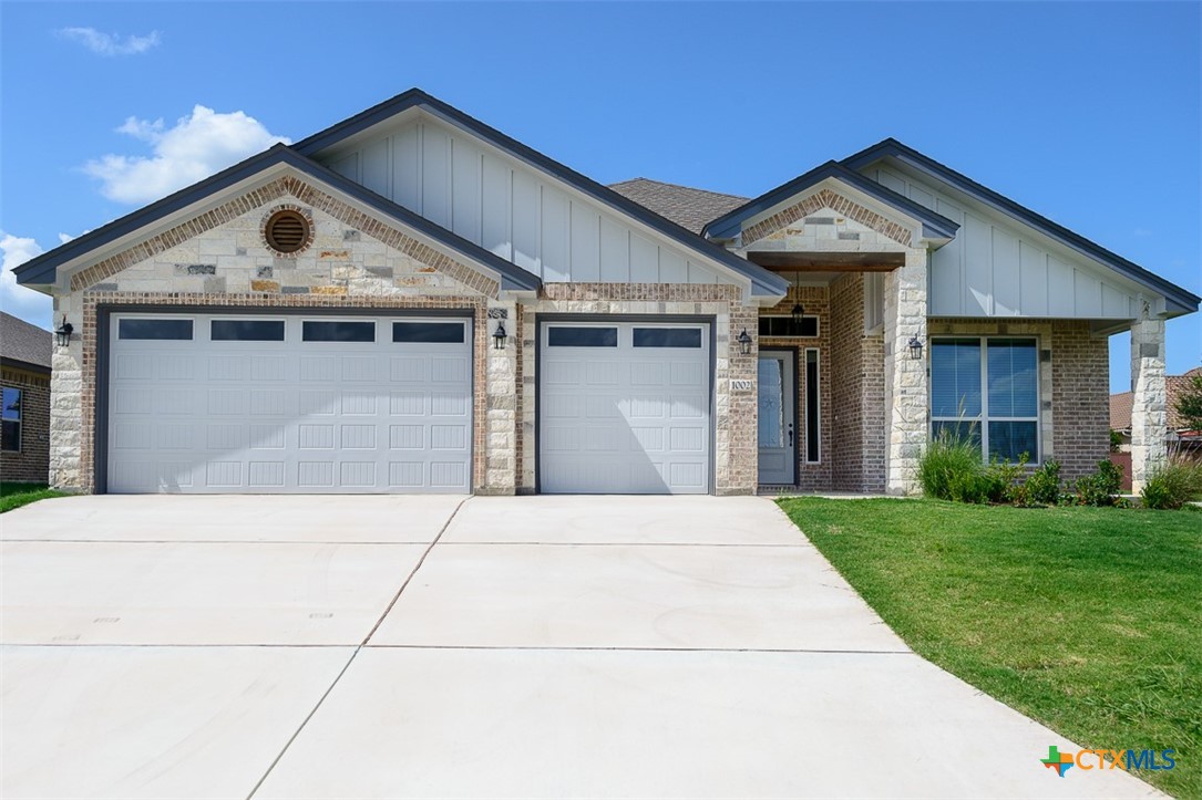 1002 Winchester Drive Property Photo