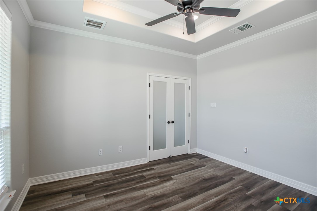 1002 Winchester Drive Property Photo 3