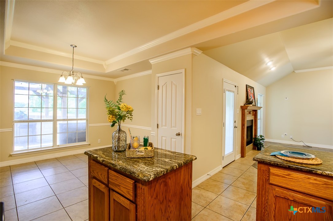 1127 Chaucer Lane Property Photo 15
