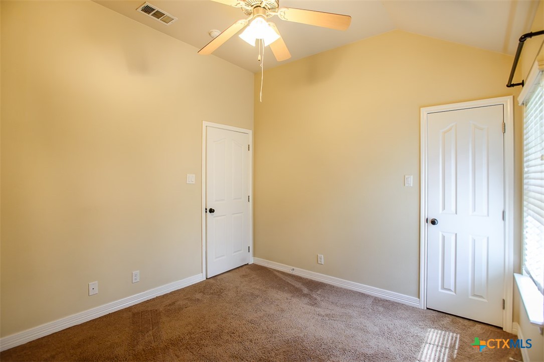 1127 Chaucer Lane Property Photo 27