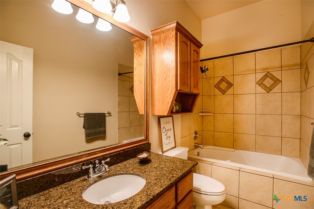 1127 Chaucer Lane Property Photo 31