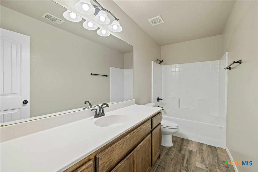 912 Damascus Drive Property Photo 12