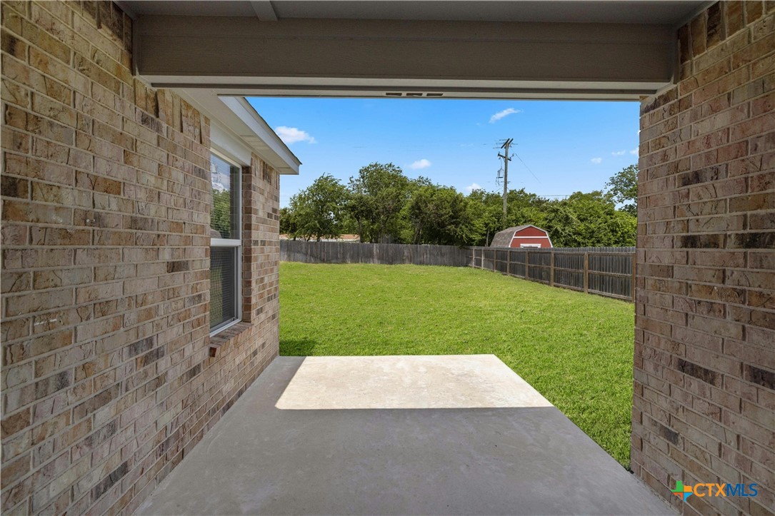 912 Damascus Drive Property Photo 18