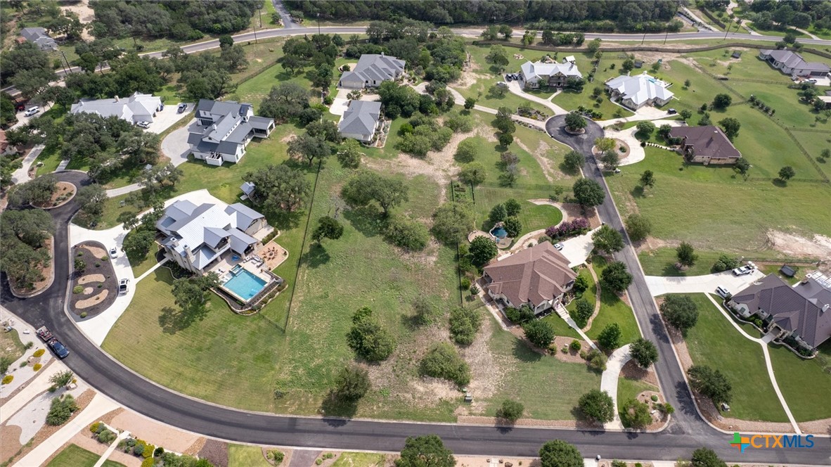 1724 Antigua Cove Property Photo 9