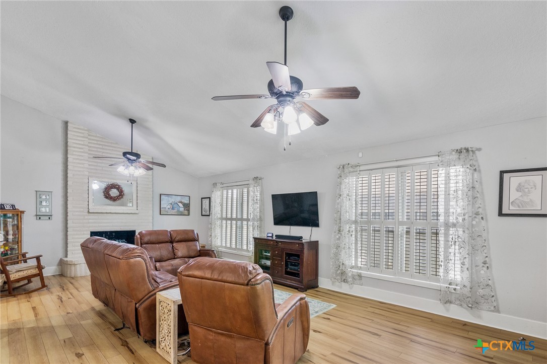602 Chimney Rock Drive Property Photo 7