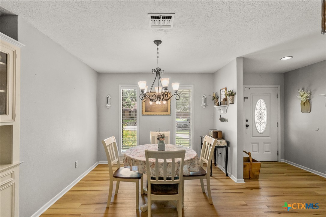 602 Chimney Rock Drive Property Photo 10