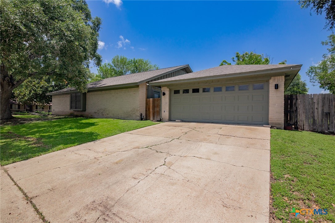 602 Chimney Rock Drive Property Photo 30