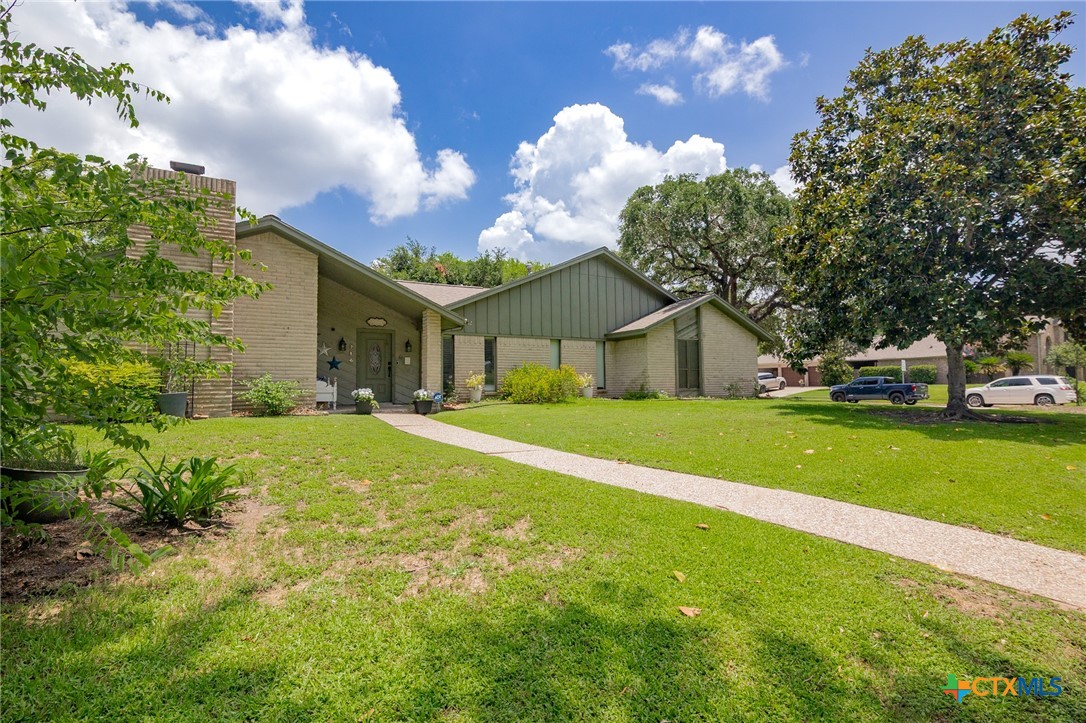 602 Chimney Rock Drive Property Photo 34