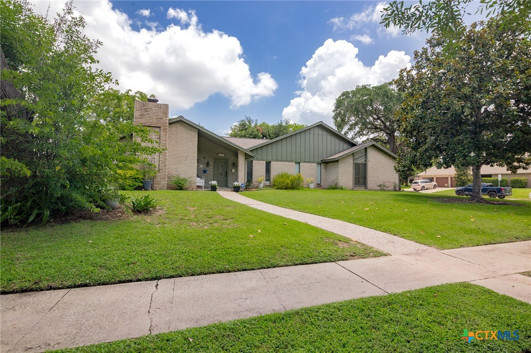 602 Chimney Rock Drive Property Photo 35