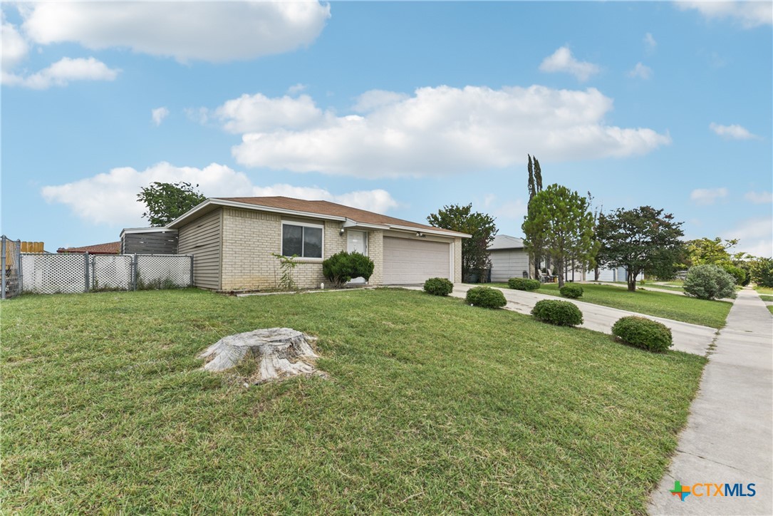 2601 Traverse Drive Property Photo
