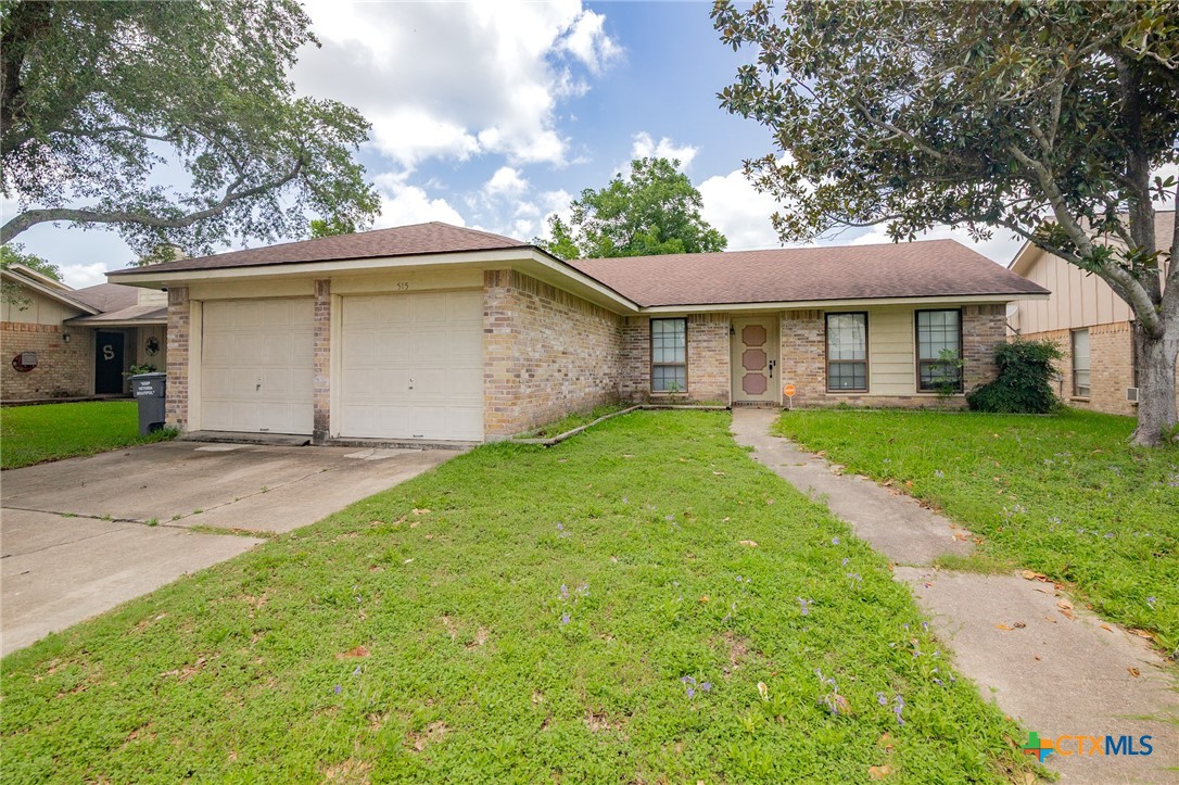 515 Camelot Drive Property Photo 1