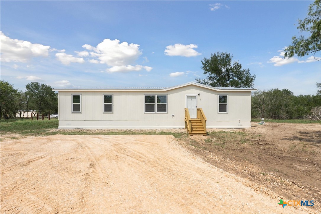 965 Roosevelt Rd Property Photo