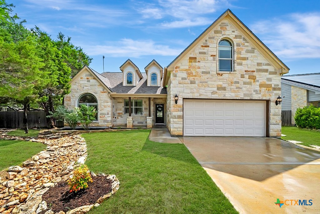 6 Stepping Stone Court Property Photo 1