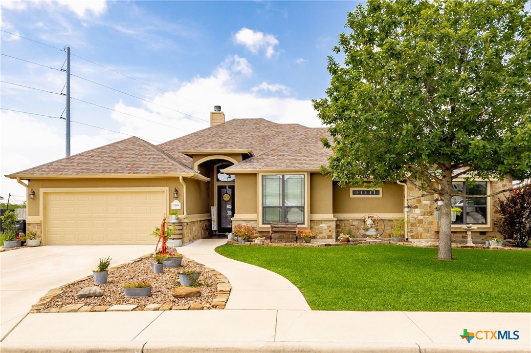2298 Sungate Drive Property Photo 1