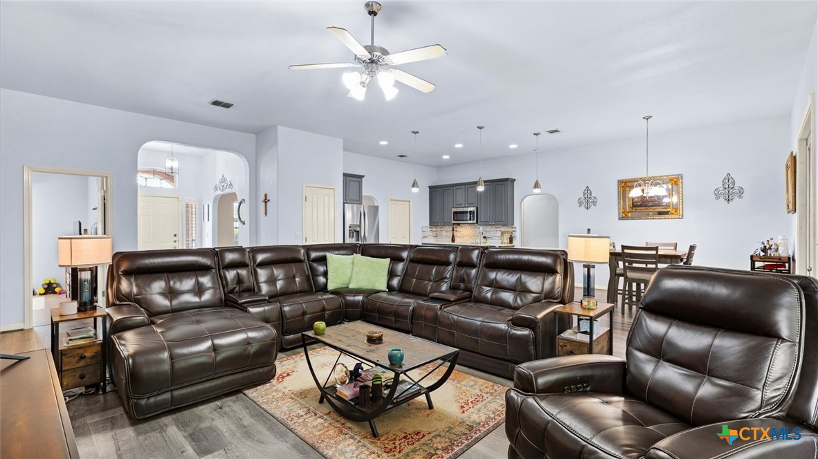 1238 Sugar Land Drive Property Photo 10
