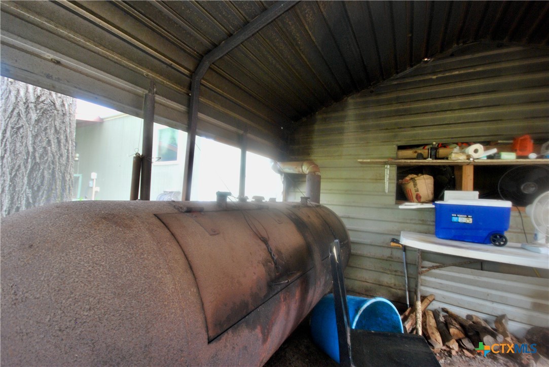 12604 State Highway 95 Property Photo 23
