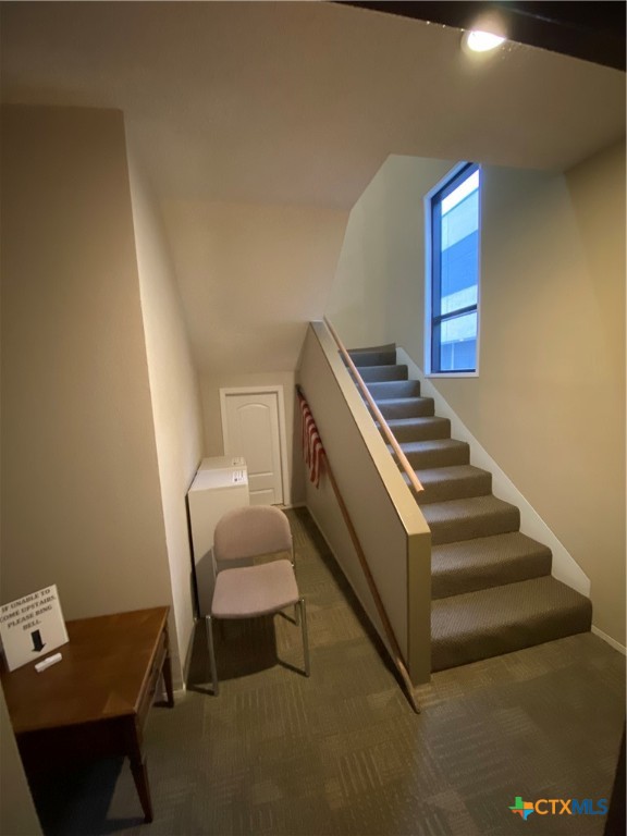 805 E Court Street Property Photo 13