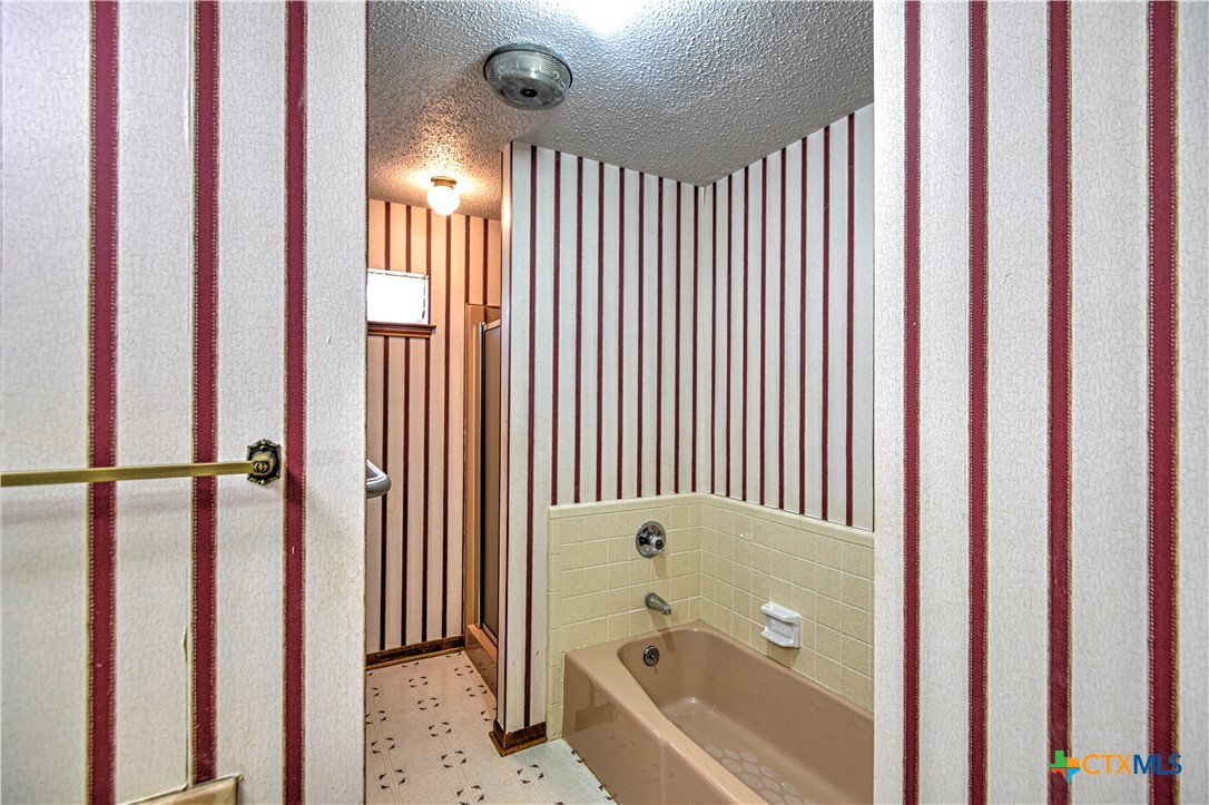 606 Shad Circle Property Photo 11