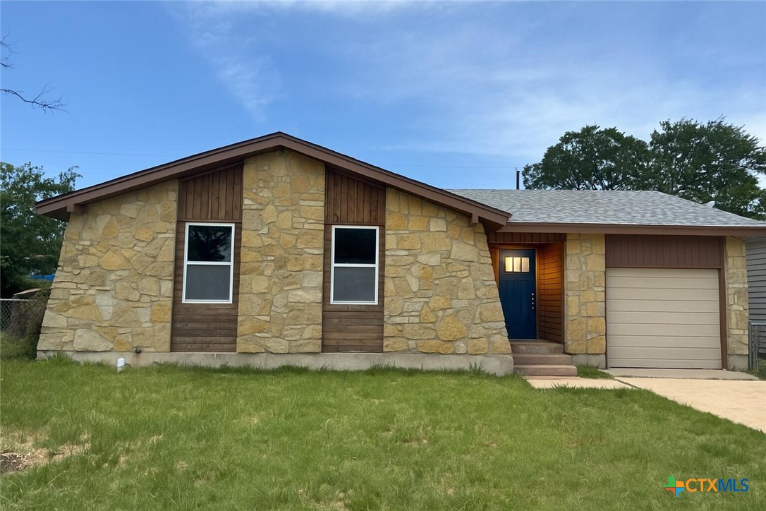 2705 Live Oak Drive Property Photo 1