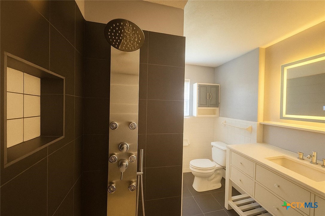 2705 Live Oak Drive Property Photo 7