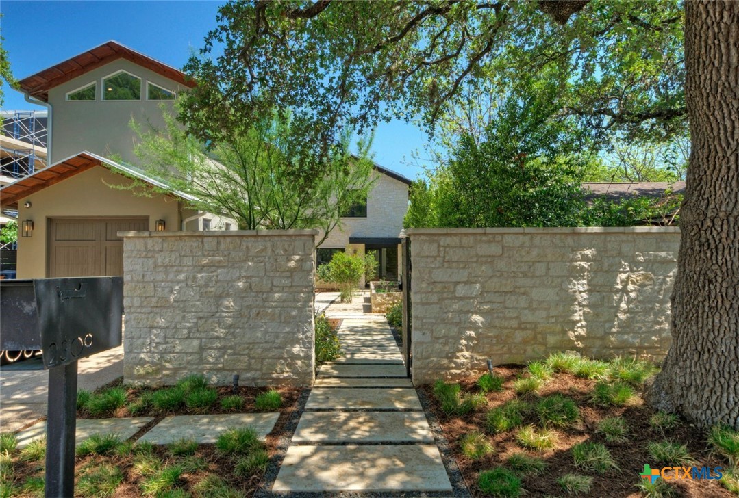 2309 S 4th Street Property Photo 1