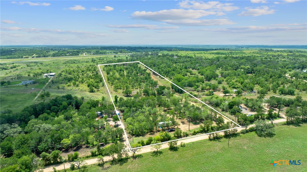 1633 Boggy Creek Road