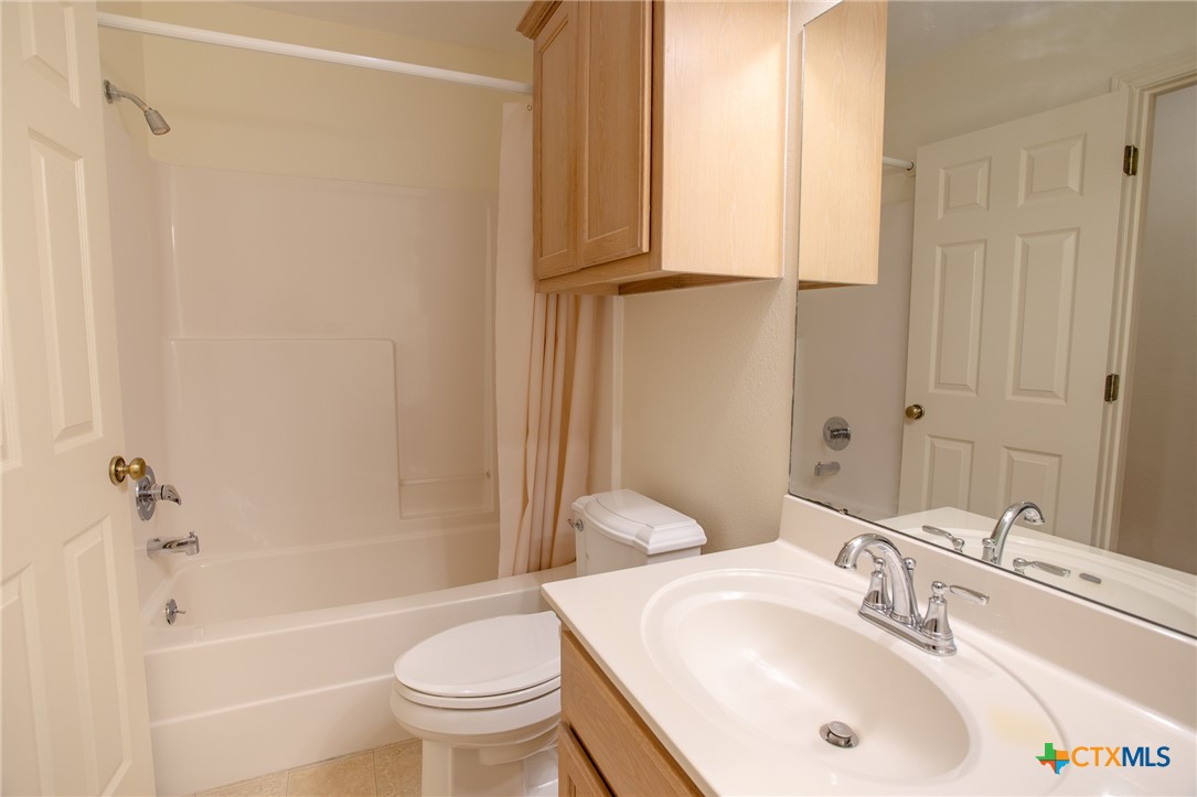 106 Fieldstone Property Photo 12