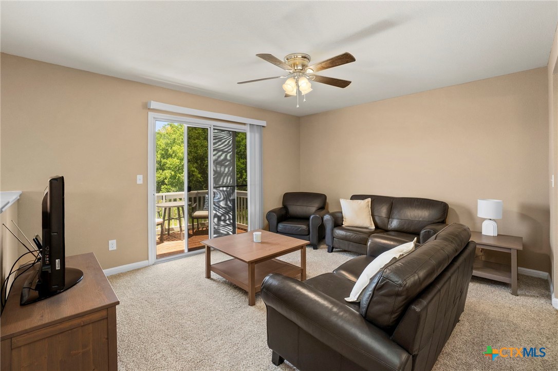 340 Trestle Tree Property Photo 11