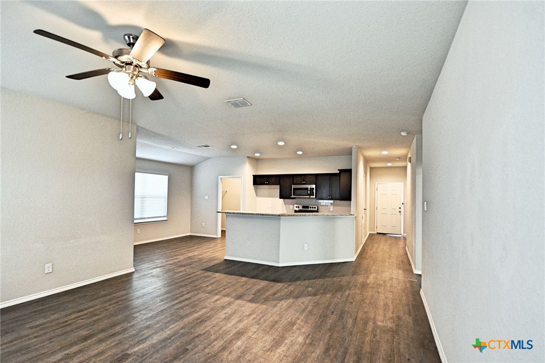 475 Autumn Leaf Drive Property Photo 14