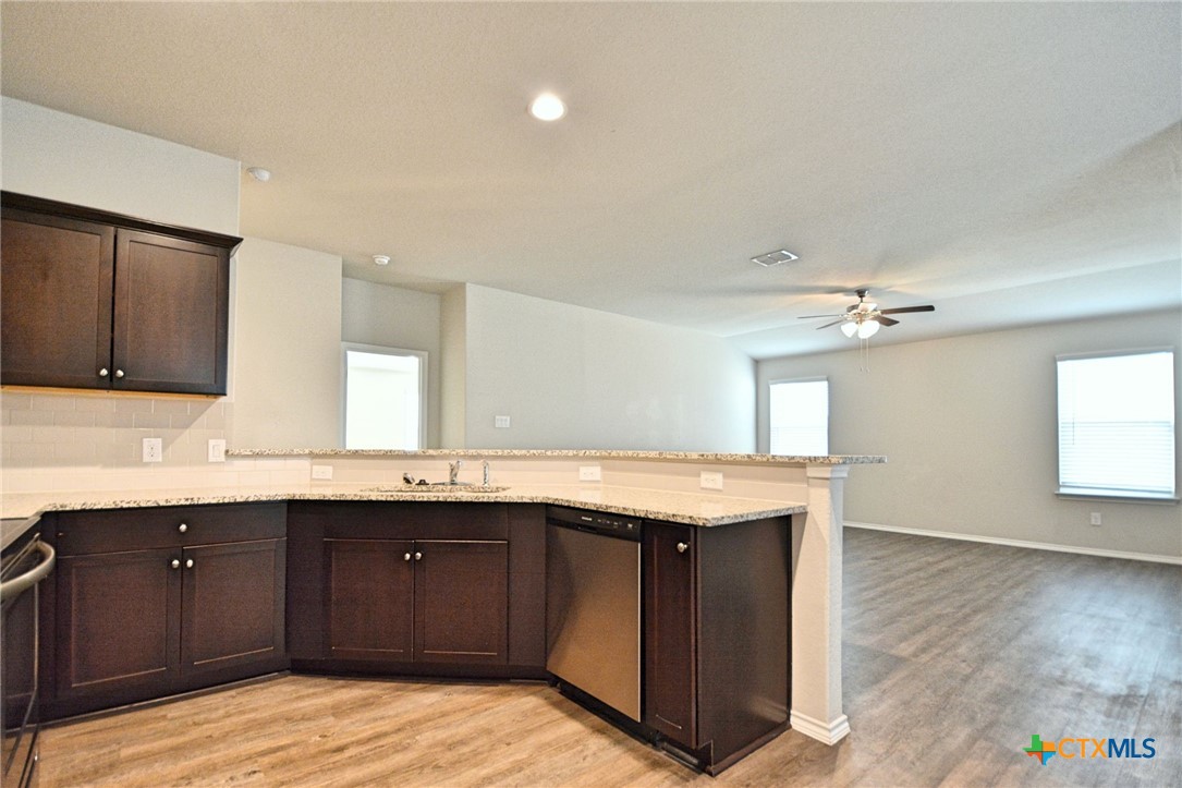 475 Autumn Leaf Drive Property Photo 18