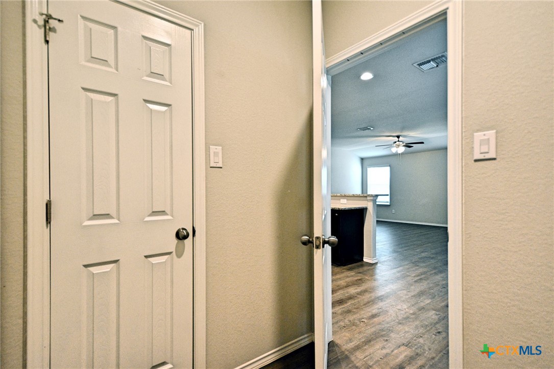 475 Autumn Leaf Drive Property Photo 22