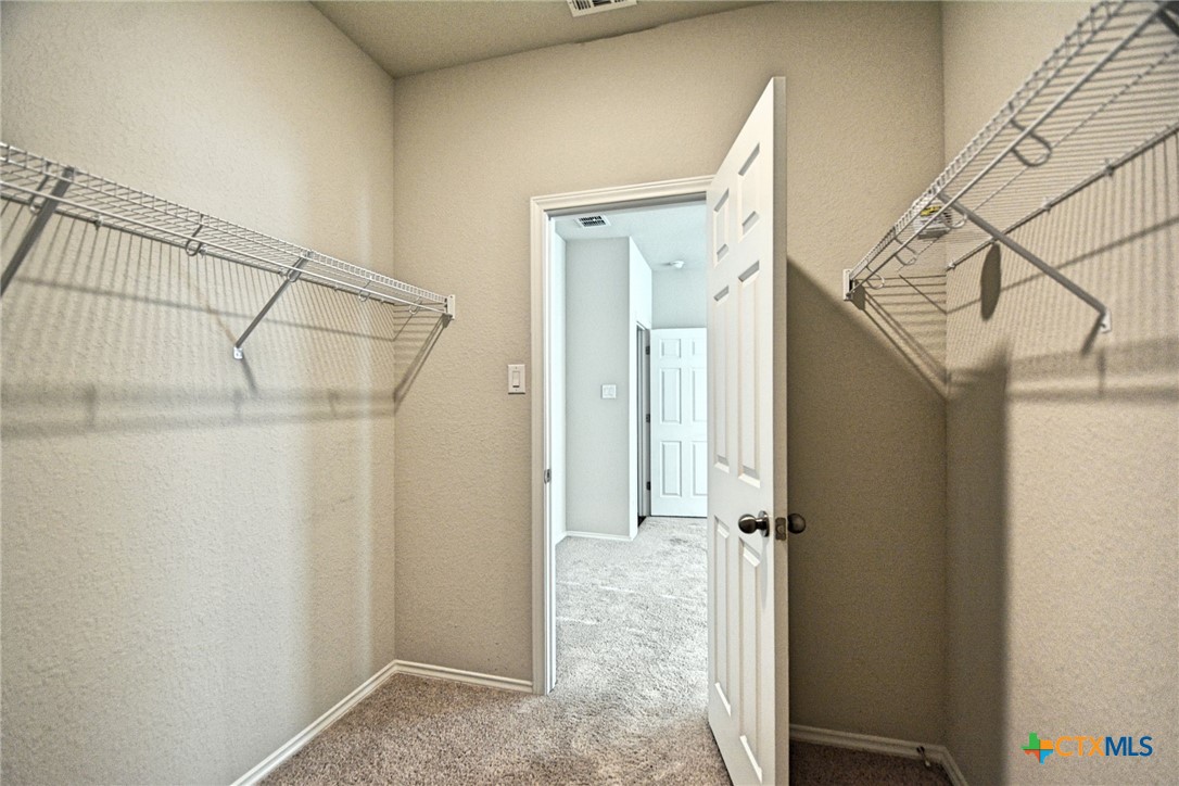 475 Autumn Leaf Drive Property Photo 27