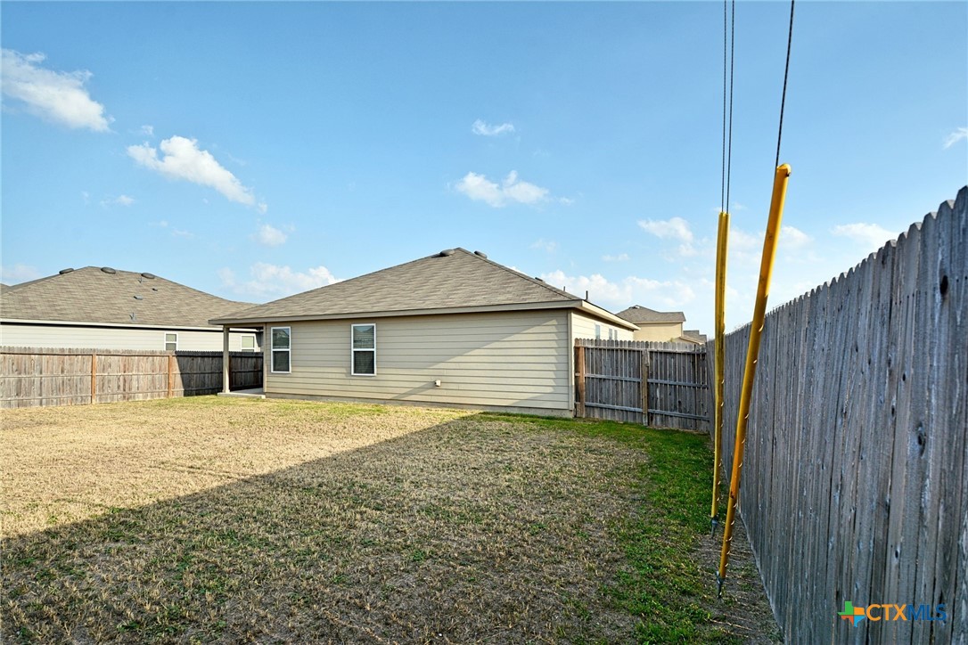 475 Autumn Leaf Drive Property Photo 35