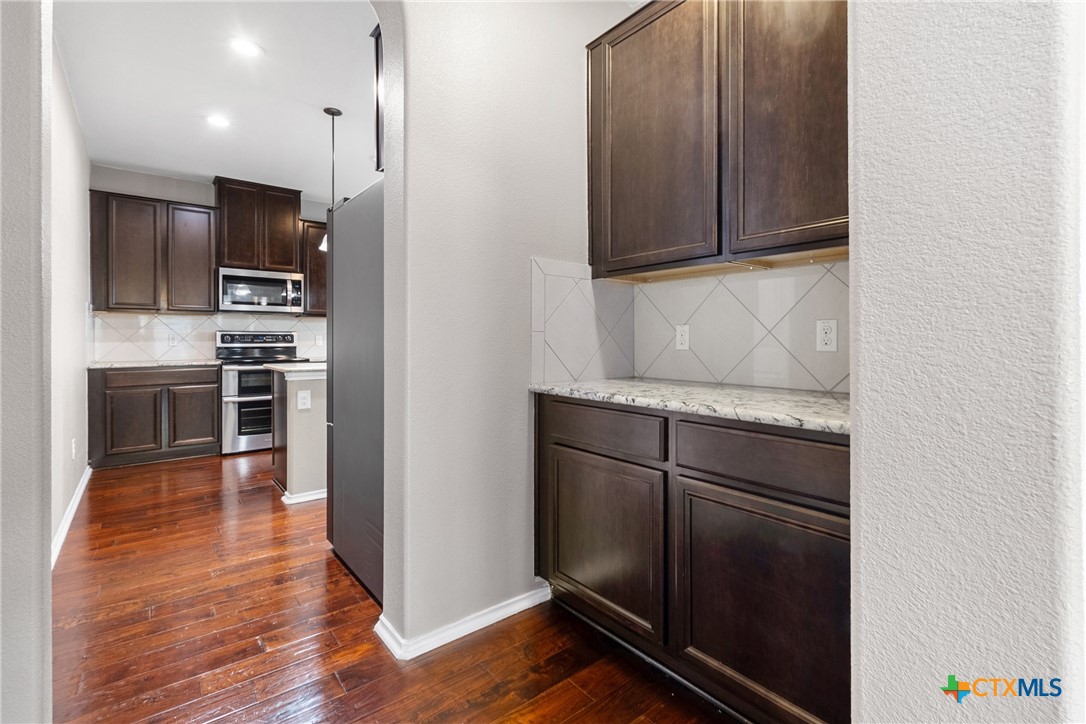 210 Mancos Drive Property Photo 12