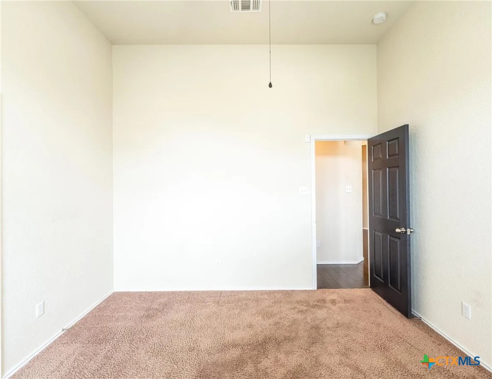 1126 Daffodil Drive Property Photo 13