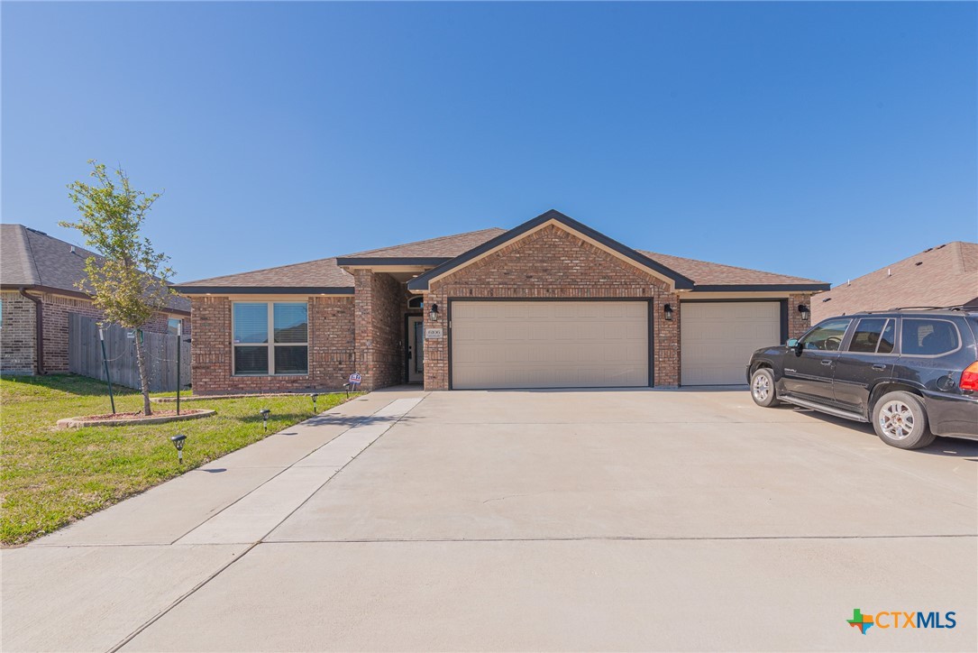 6106 Cactus Flower Lane Property Photo 2