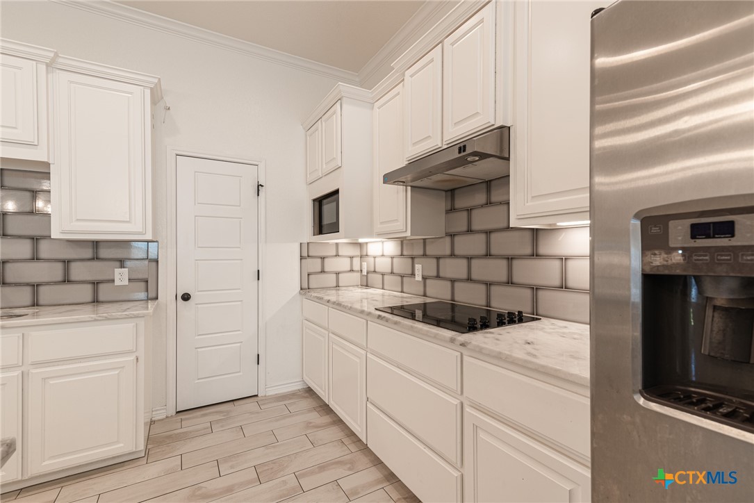 6106 Cactus Flower Lane Property Photo 8