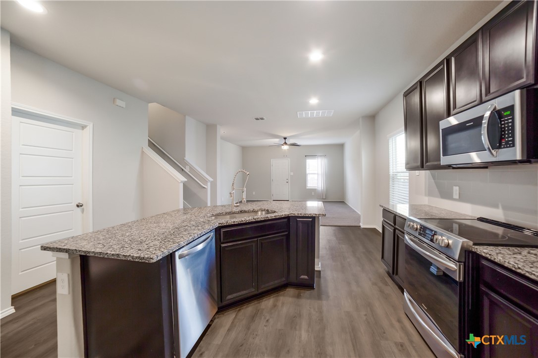 7147 Azure Waters Property Photo 6