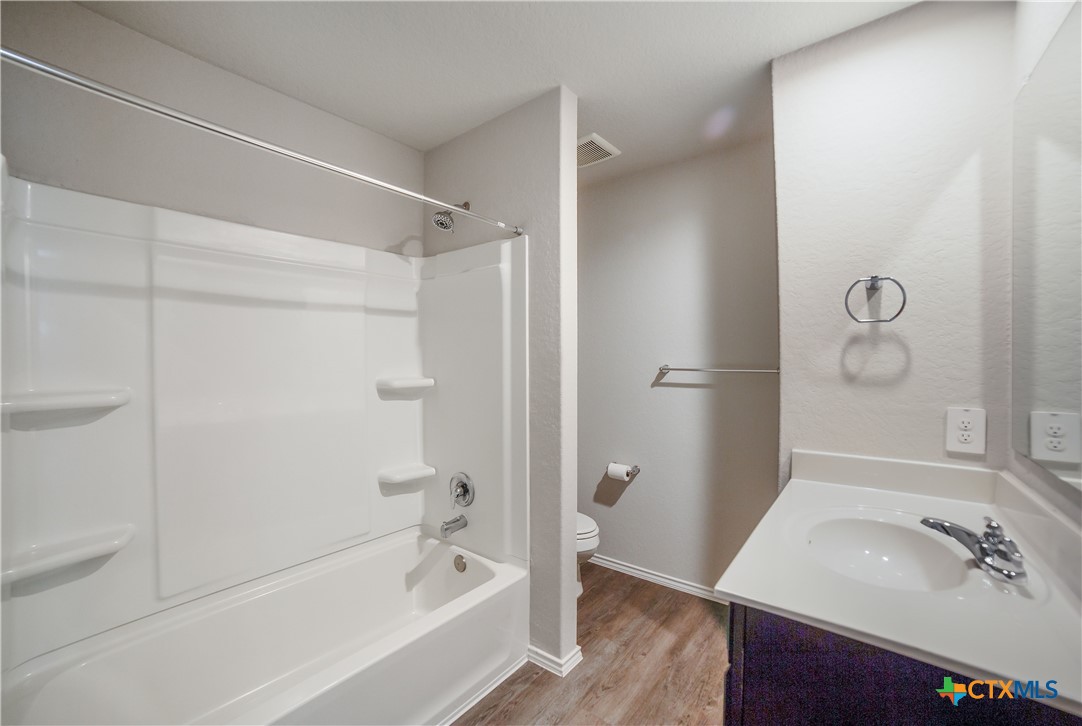 7147 Azure Waters Property Photo 33