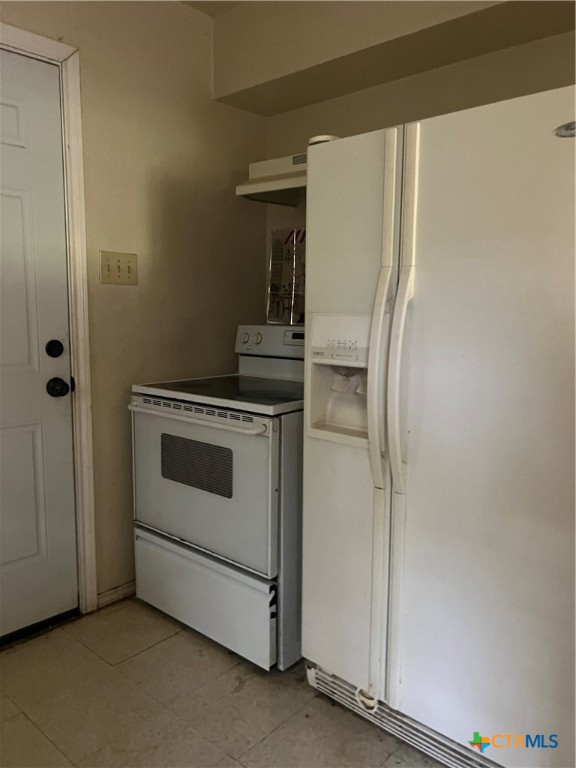 410 Railroad Street Property Photo 11