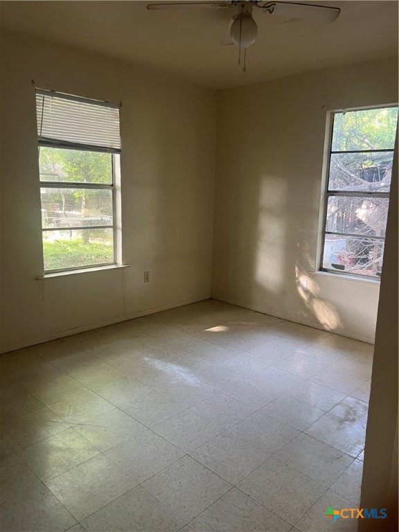 410 Railroad Street Property Photo 13