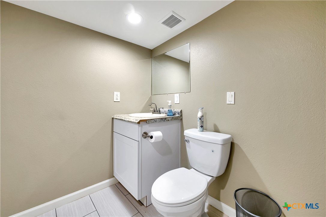 301 Fm 1660 Property Photo 41