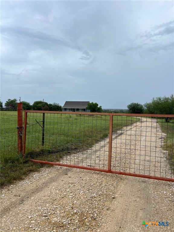 2500 Center Point Road Property Photo 8